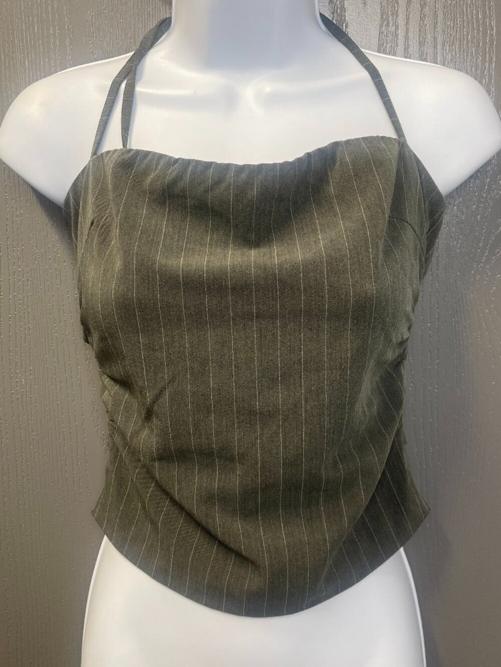 Tiger Mist Gray Pinstripe Halter Open Back Crop Top Size S